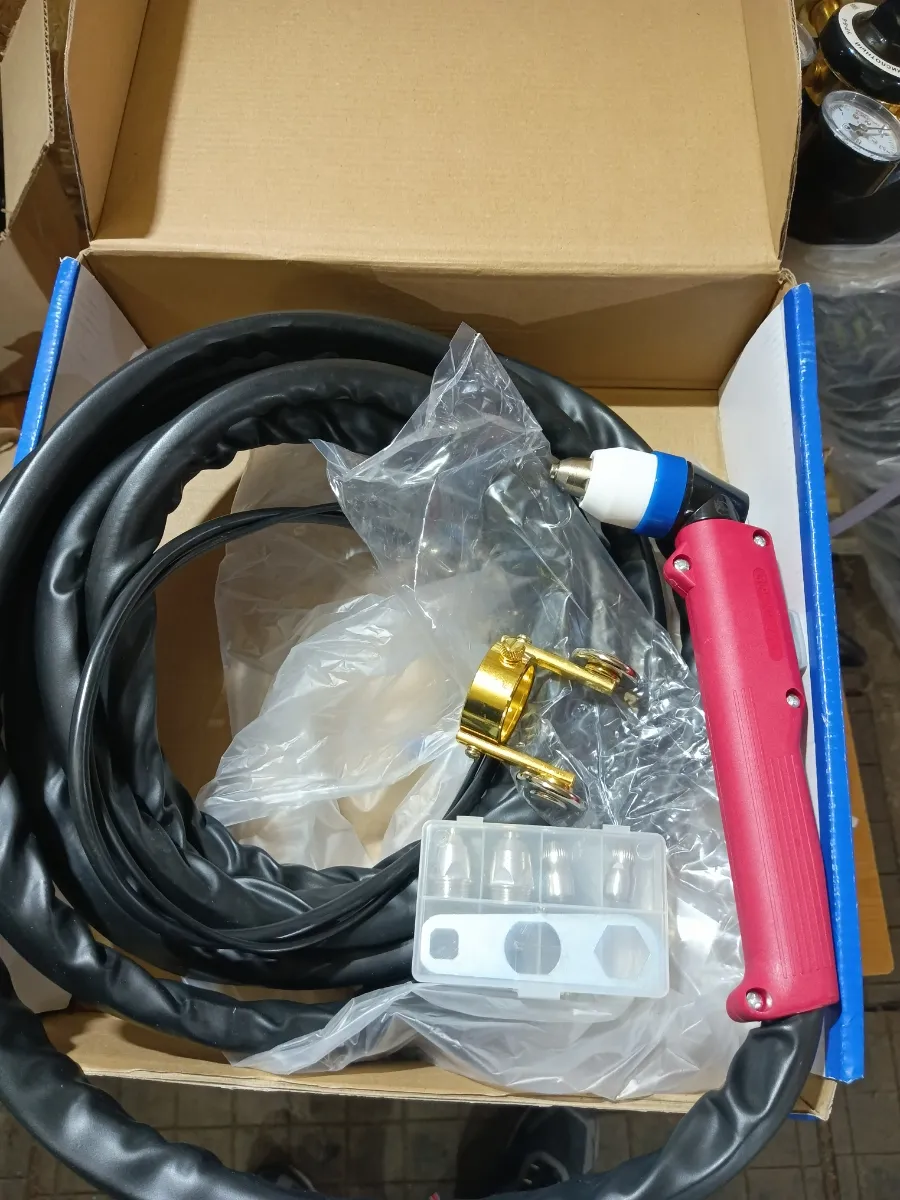 фотография УСТ-КА ИНВ. ВОЗД-ПЛАЗМ.РЕЗКИ CUT-75 "BRIMA" С КОМПРЕССОРОМ